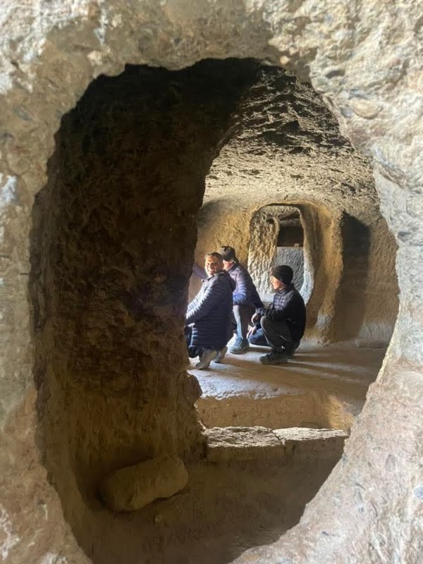 Mustang Caves 5