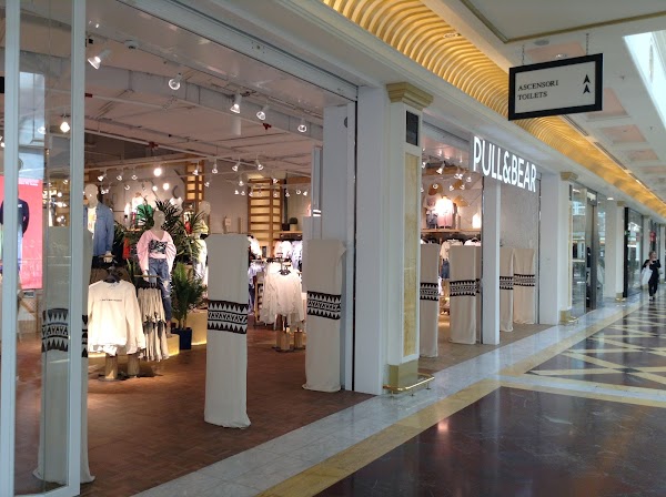 Pull & Bear