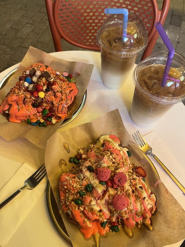WafX Waffle & Coffee 4