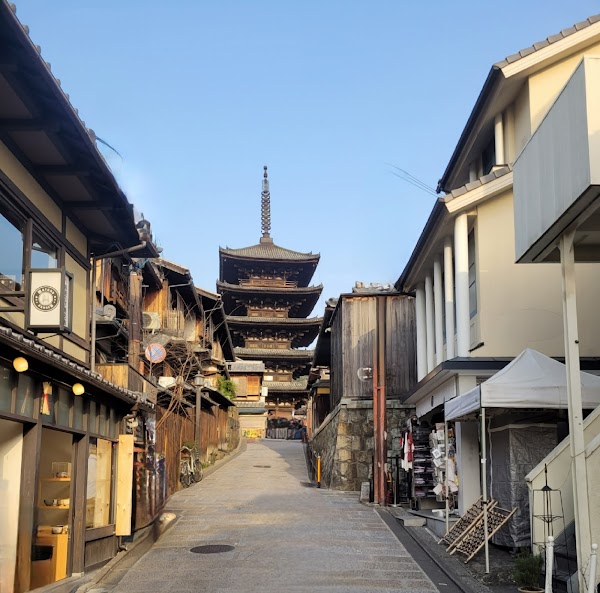 Gion Corner 5