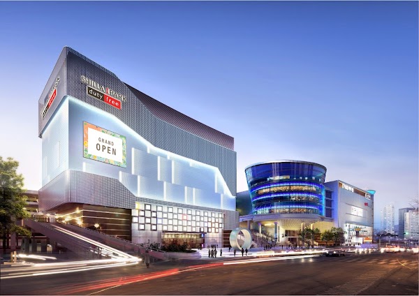 Shilla I-Park Duty Free Store 5