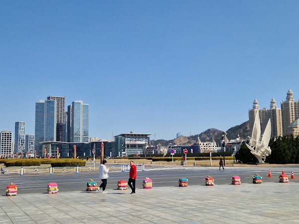 大连星海广场 5