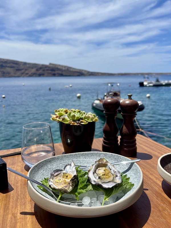 Basalt Restaurant | Ammoudi Bay Santorini 2