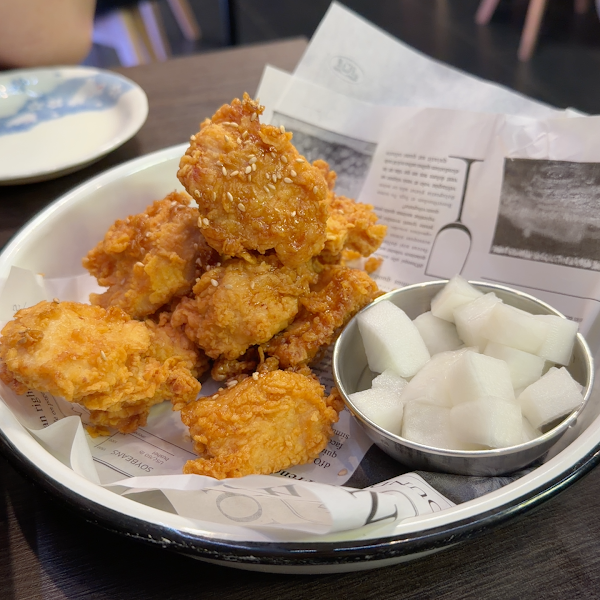 Das Azit (아지트) - Korean Restaurant 4