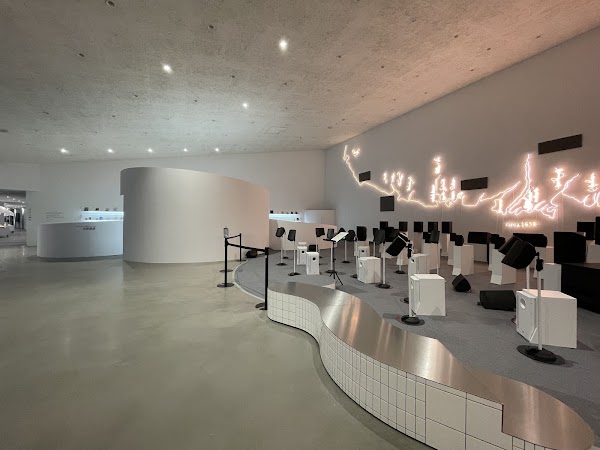 Neiwei Arts Center