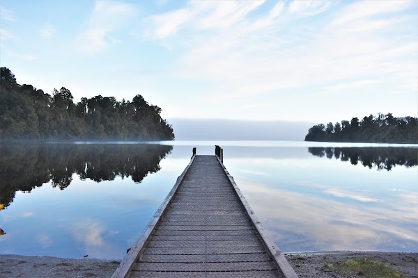 Lake Mapourika