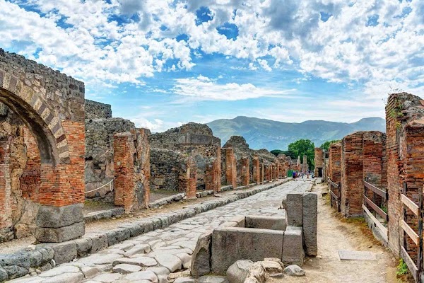 Pompeii Archaeological Park 4
