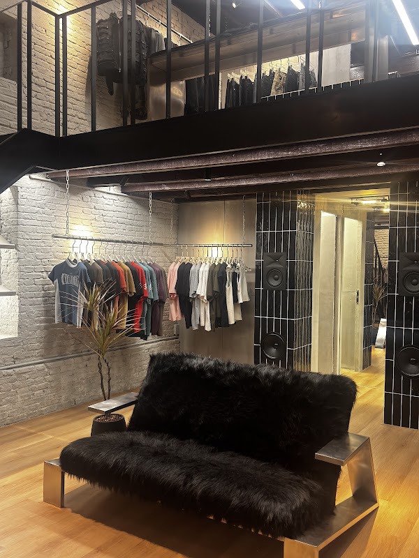 Gamble Worldwide - Flagship Store 4