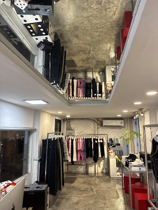 Gamble Worldwide - Flagship Store 2