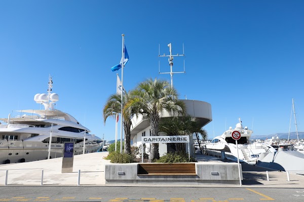 Port Pierre Canto