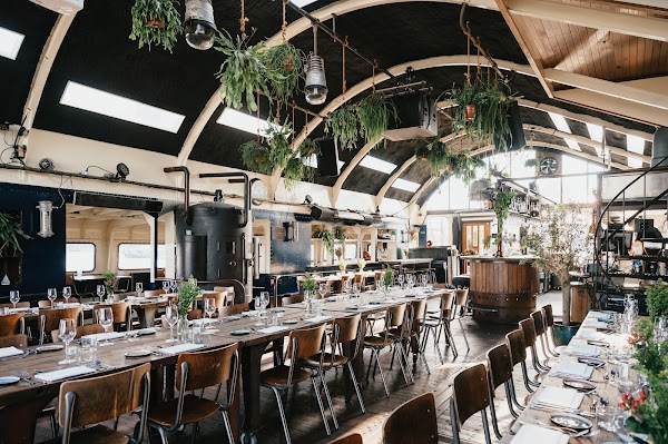 Restaurant Ferry - Food | Drinks | Events 1