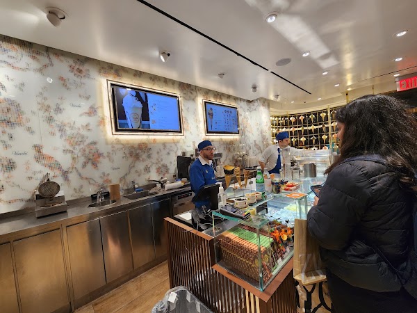 Venchi Chocolate & Gelato Columbus Av 4