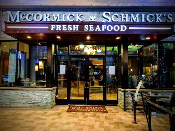 McCormick & Schmick's Seafood & Steaks