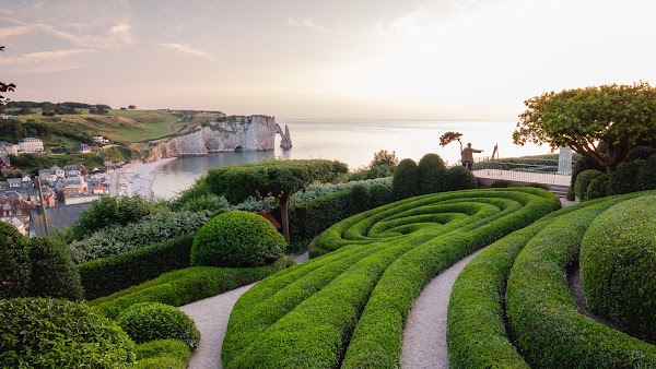 France 25