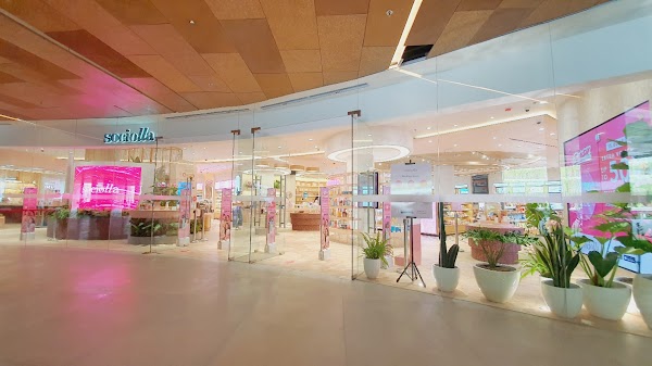 Sociolla Store Beachwalk Bali