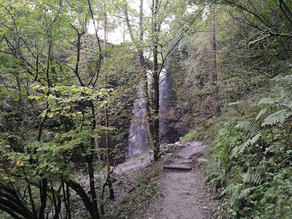 Henrhyd Falls 4
