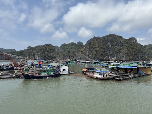 Bãi tắm Vạn Bội 2