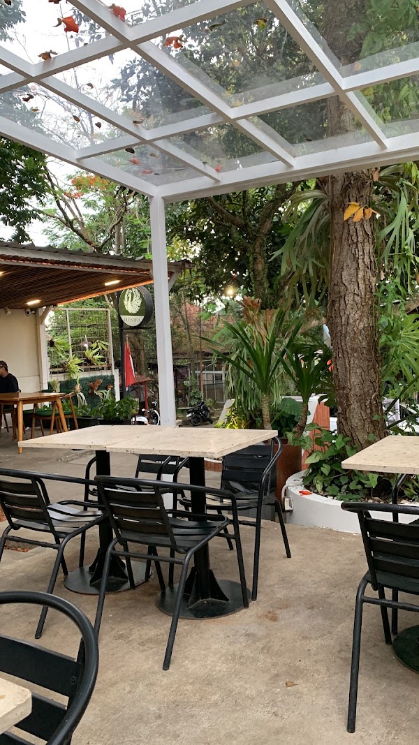 Nuesara Coffee & Habitual 1