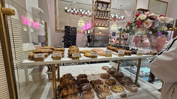 Café Lola