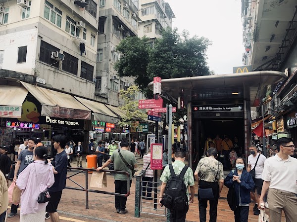 Apliu Street Flea Market 3