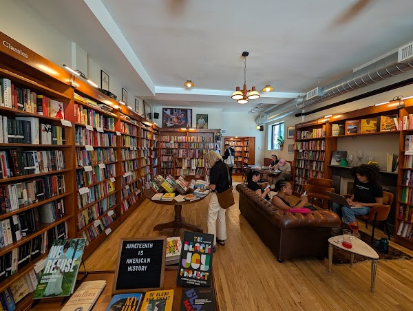 Liz's Book Bar 2