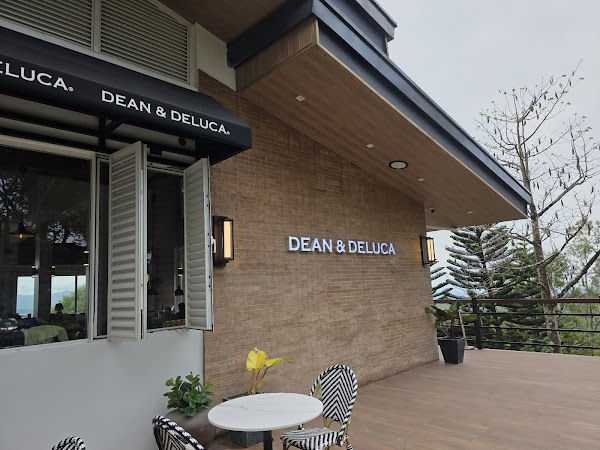 Dean & DeLuca Tanay