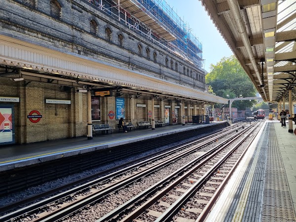 High Street Kensington 5