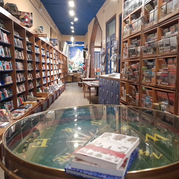 Librería Desnivel 4