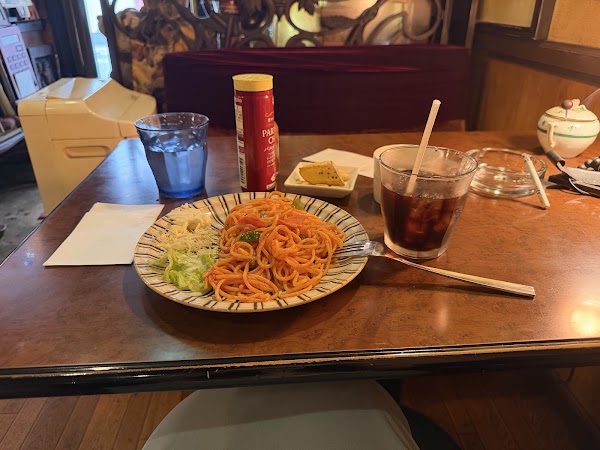 Cafe Arles 4