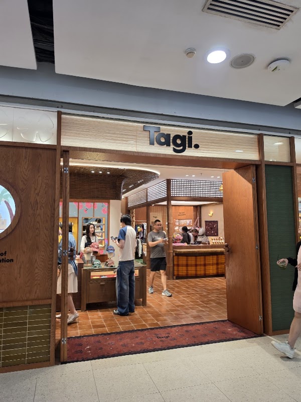 Tagi Central World 1