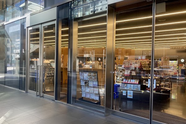 LAWSON Ginza Six Store