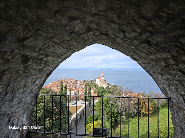 Walls of Piran 2