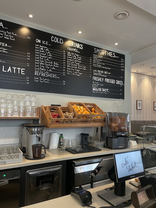 Café Lehel 2