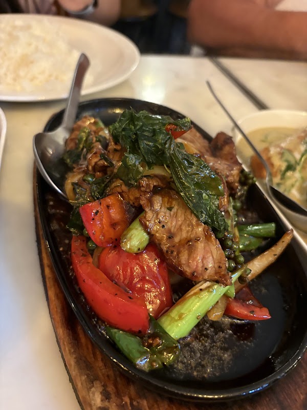 Nok's Kitchen on Stockbridge 2