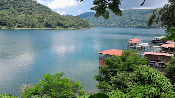 Lago de Coatepeque 4