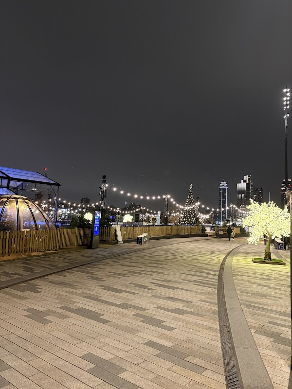 Battersea Power Station Christmas Market 2