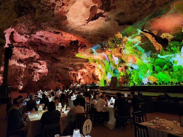 Dragon Pearl Cave - Hang Ngọc Rồng 3