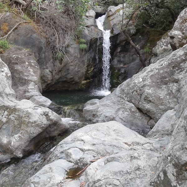 Waterfall Mikres Vathres
