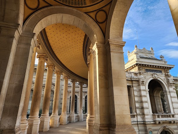 Palais Longchamp 3