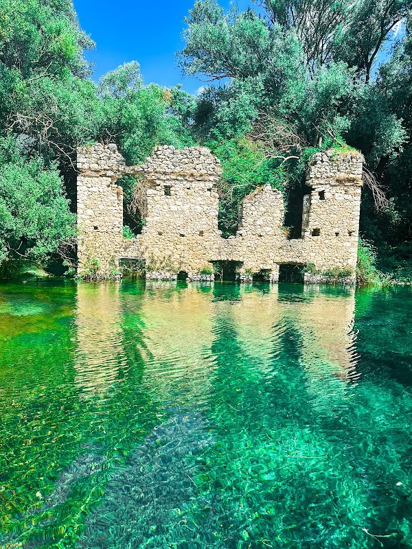Lago Di Capodacqua 3