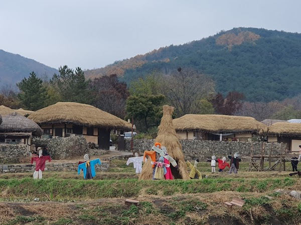 Oeam Folk Village 1