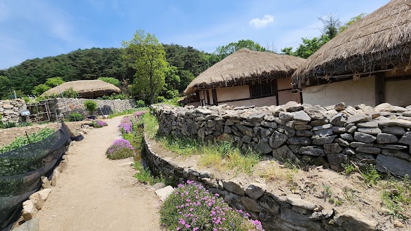 Oeam Folk Village 5