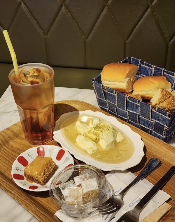 Kervan Bakery 3