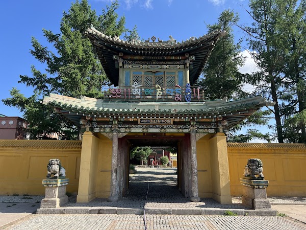 Gandantegchinlen Monastery 3