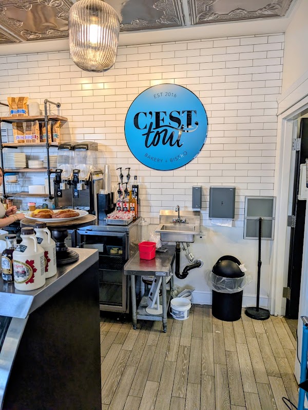 C'est Tout Bakery & Bistro 3