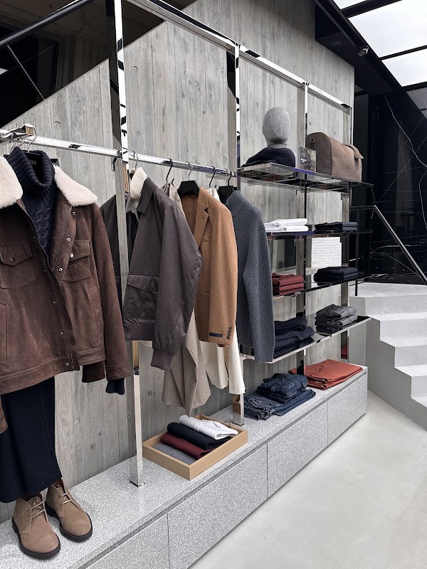 BOSS Omotesando Store 5