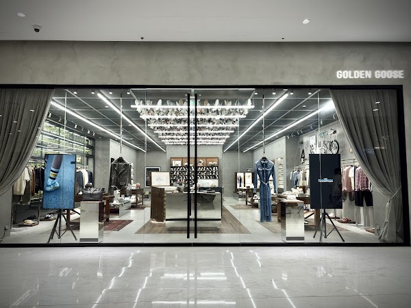Golden Goose Bangkok EmQuartier