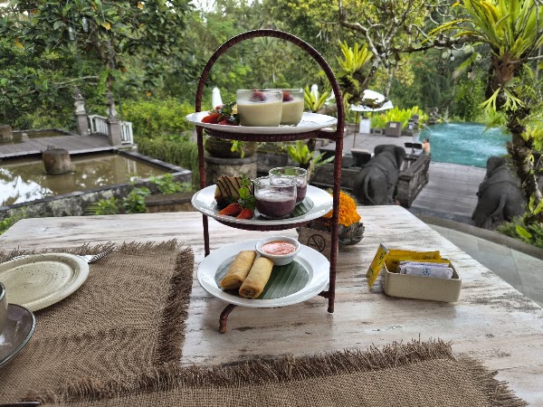 Kepitu Restaurant by The Kayon Resort 4