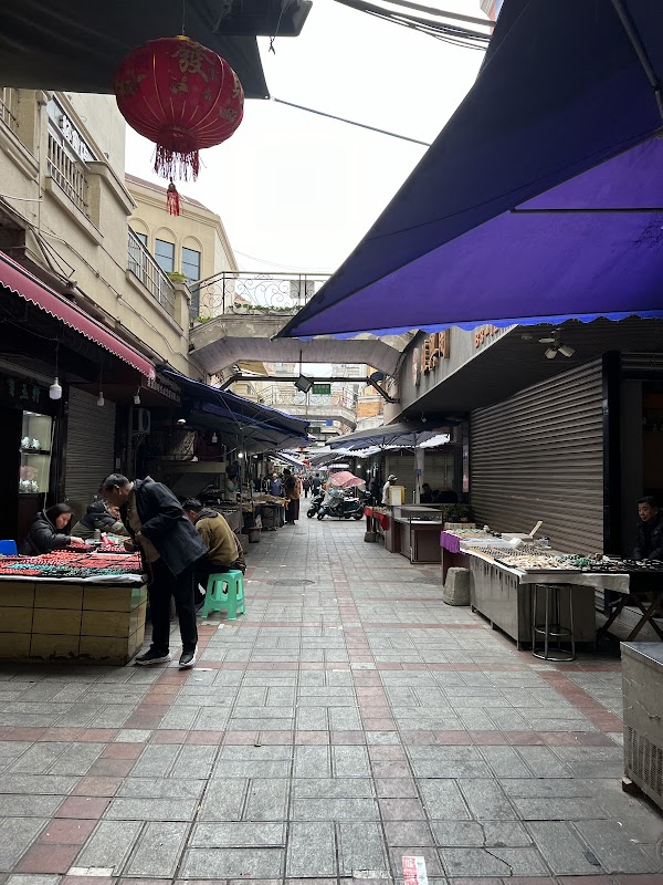 Chengdu Heritage Antique Market 3