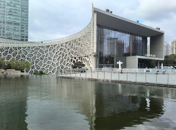 Shanghai Natural History Museum.